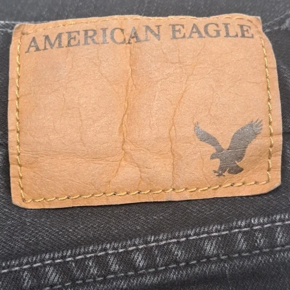 American Eagle Women's Black Straight Leg Jeans Size 29/32 - Picture 3 of 5
